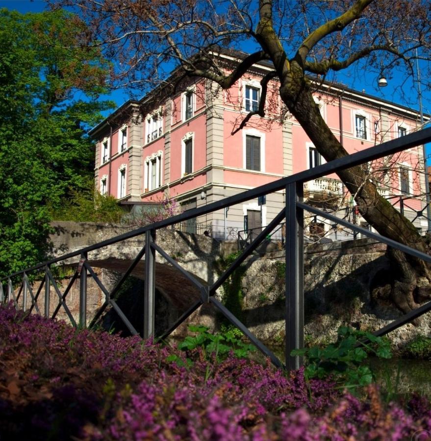 Trilocale In Villa Signorile Milaan Buitenkant foto