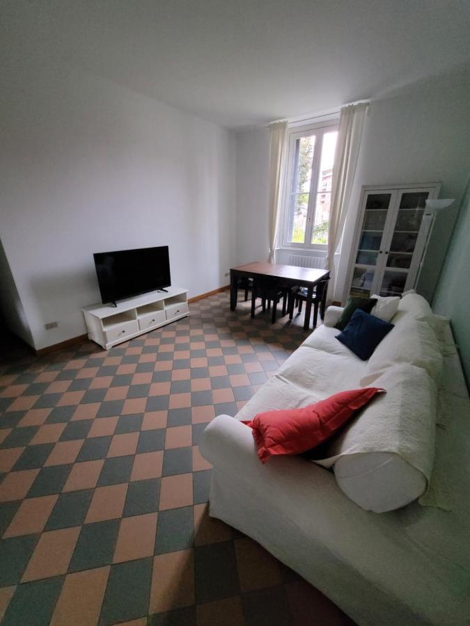 Trilocale In Villa Signorile Milaan Buitenkant foto
